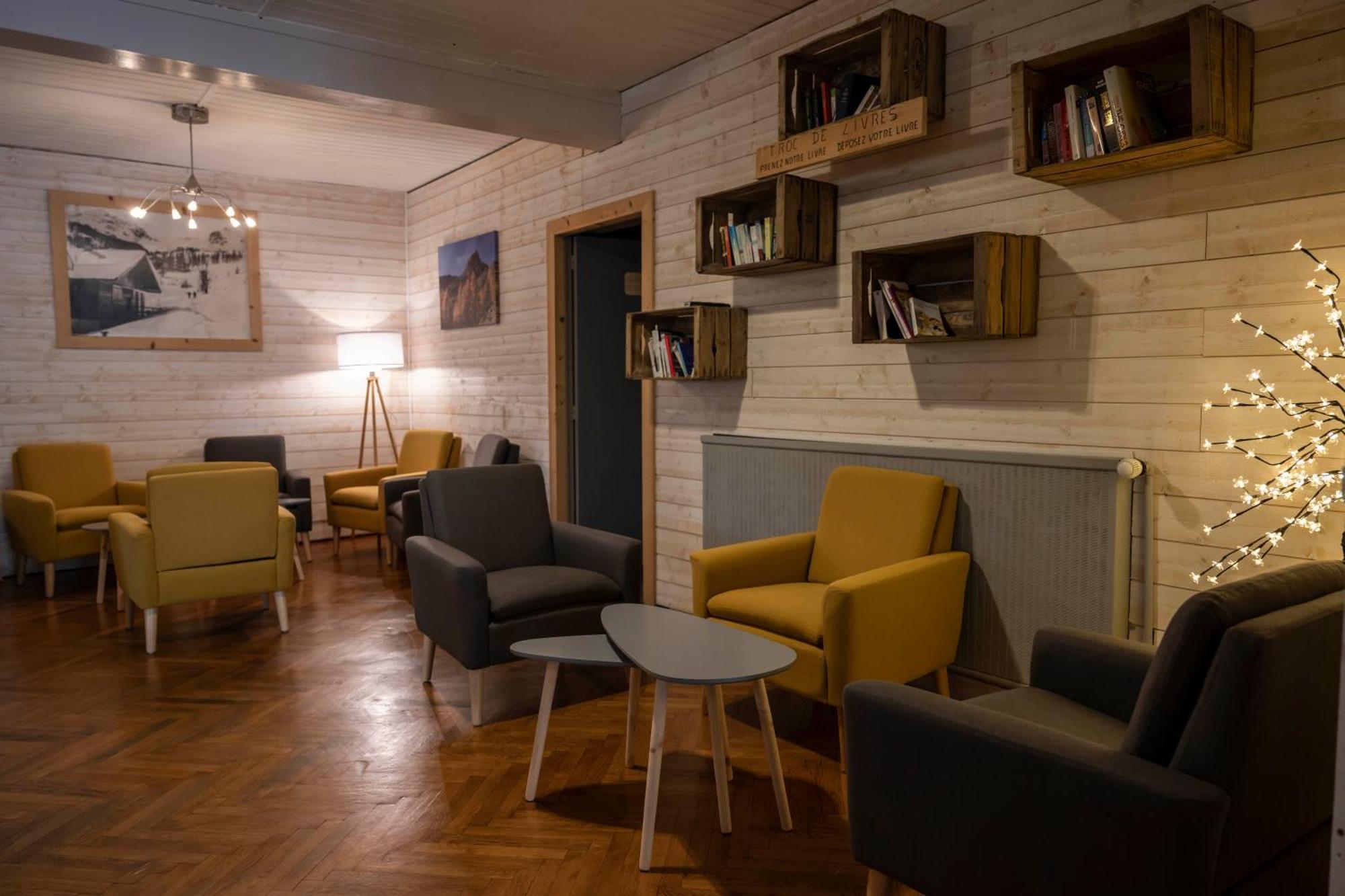 Hotel Les Flocons Le Sauze Eksteriør billede