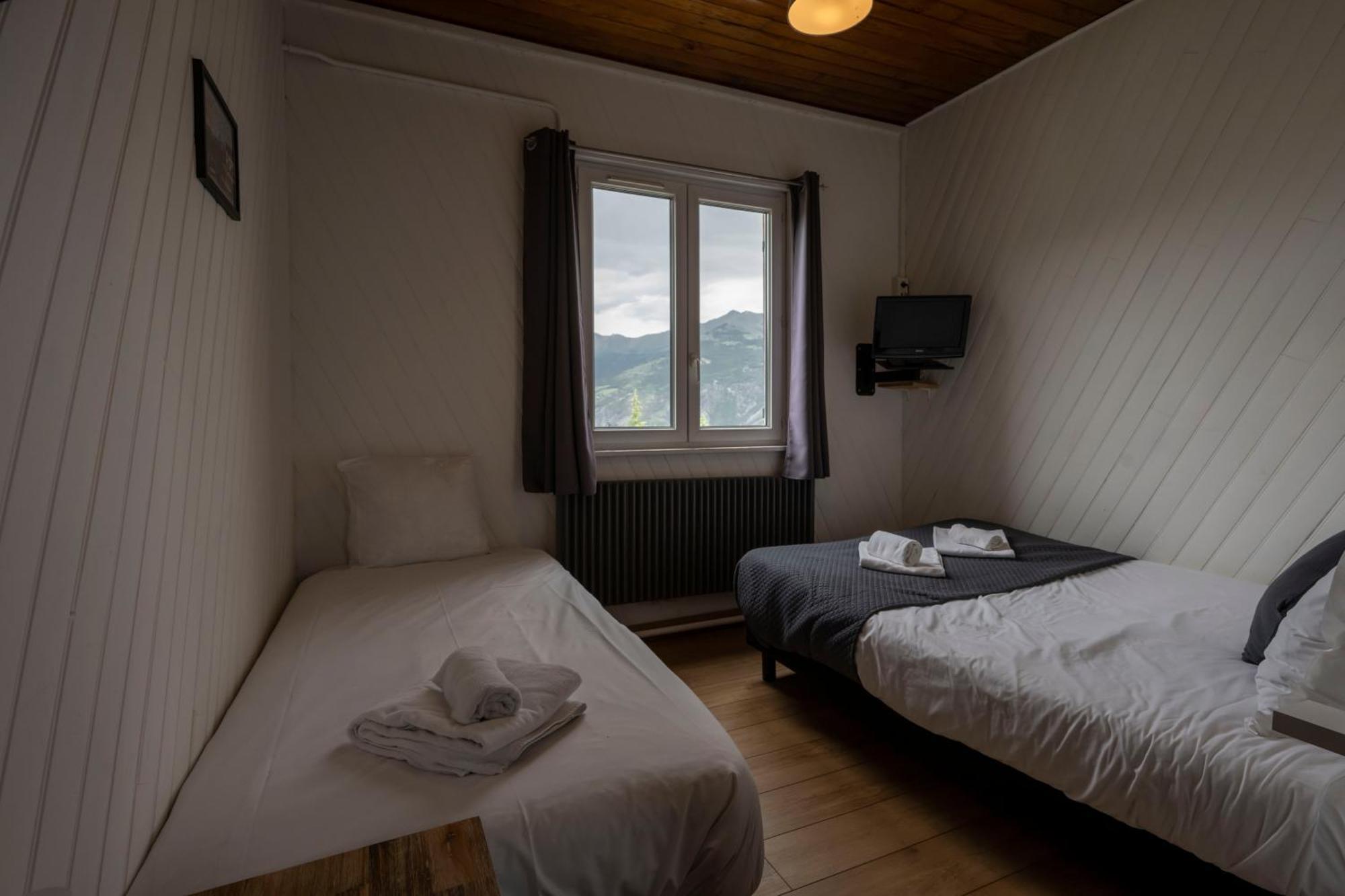 Hotel Les Flocons Le Sauze Eksteriør billede